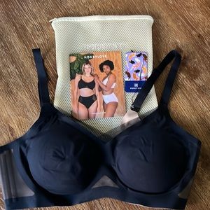 Honey Love Liftwear crossover bra - runway